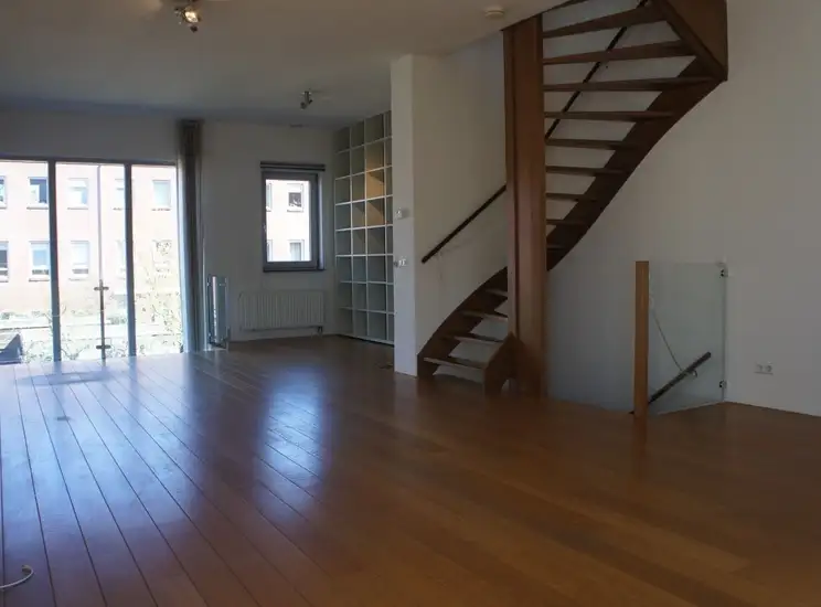 Foto #0 Huurwoning Amalia van Solmsstraat Den Haag