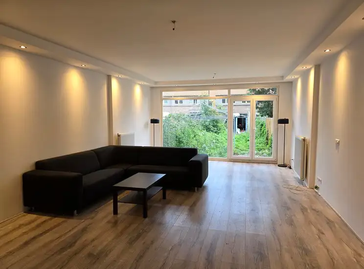 Foto #0 Appartement Strevelsweg Rotterdam