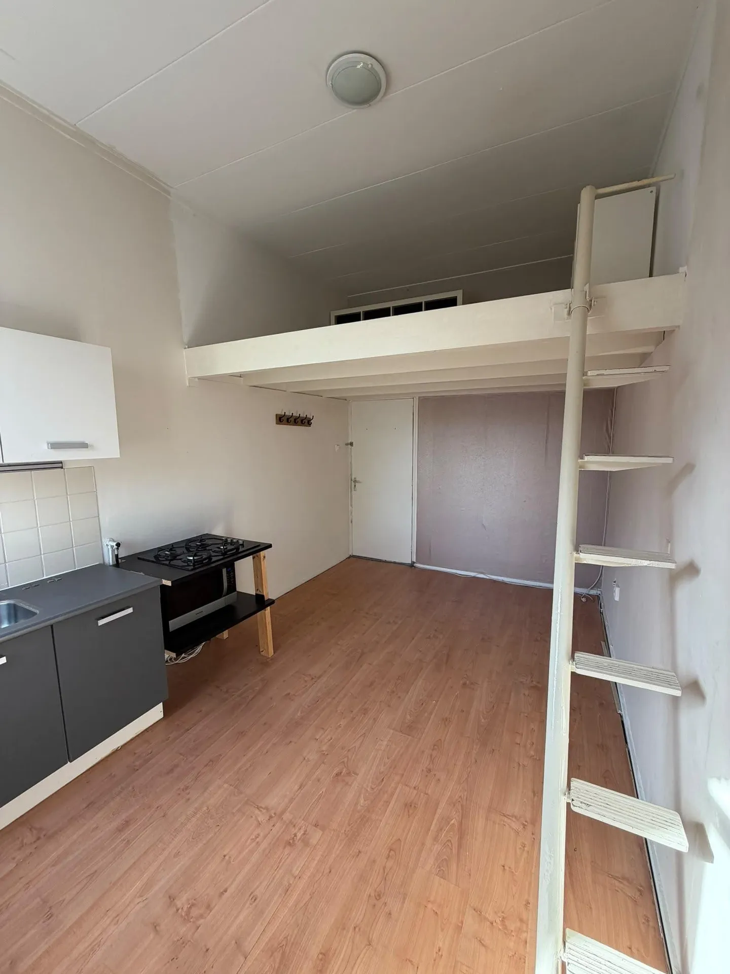 Foto #4 Kamer Oeverstraat Leeuwarden