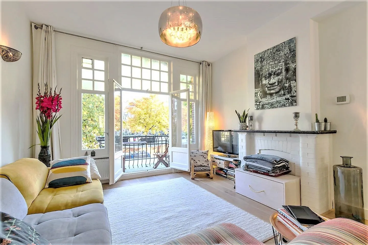 Foto #1 Appartement Steve Bikoplein Amsterdam