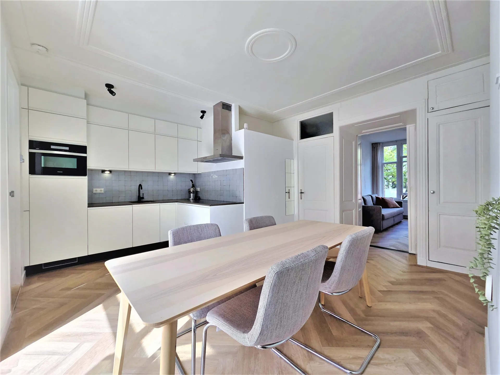 Foto #0 Appartement Tolstraat Amsterdam