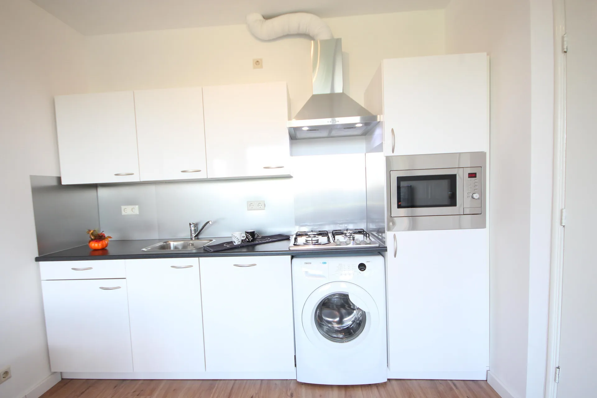 Foto #1 Appartement Parallelweg Den Haag