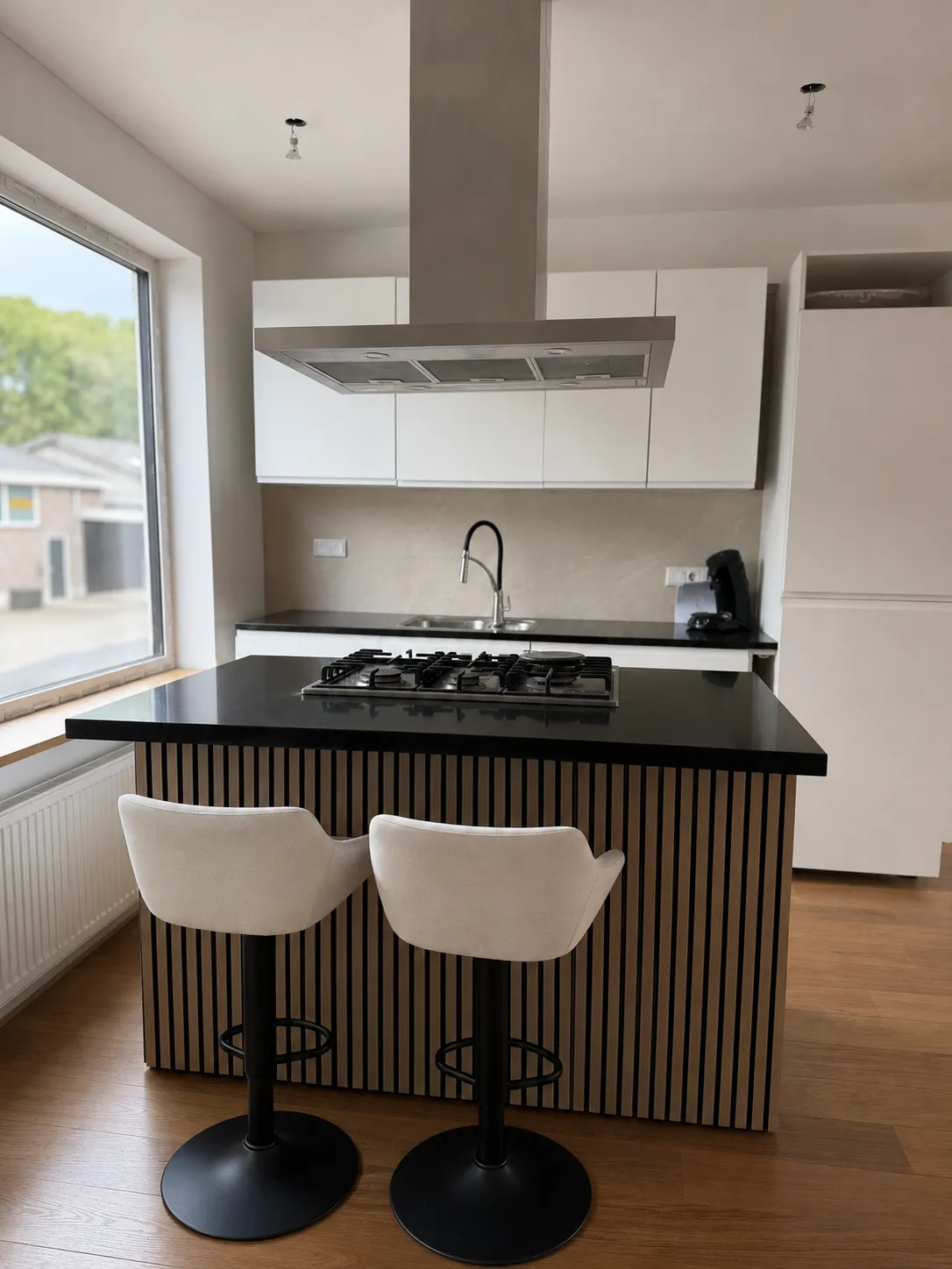 Foto #2 Huurwoning Pastoriedijk Pernis Rotterdam