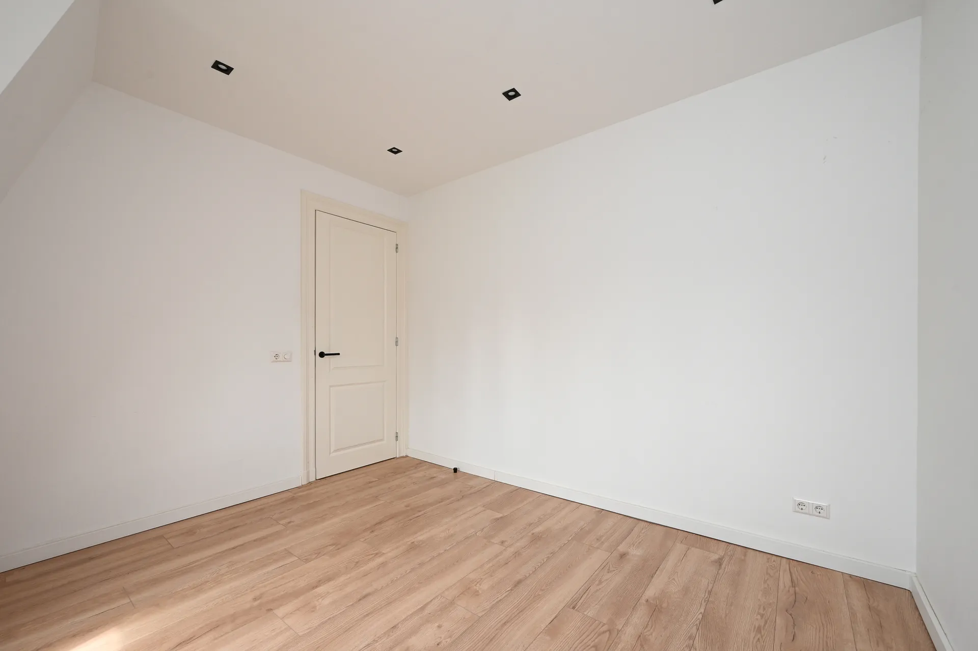 Foto #1 Appartement Hoevestraat Rotterdam