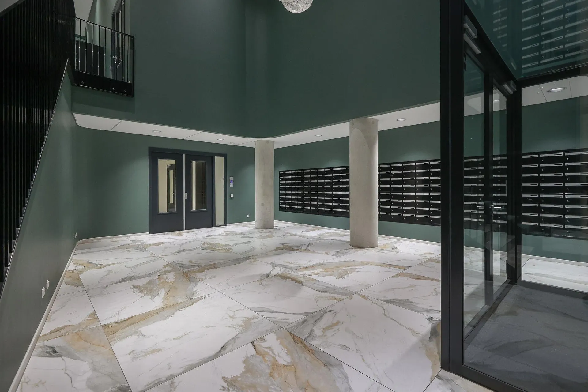 Foto #1 Appartement Bijlmerplein Amsterdam