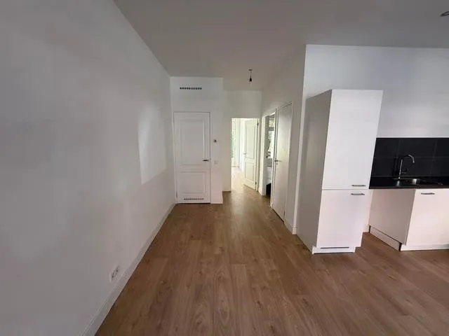 Foto #2 Appartement Haarlemmermeerstraat Amsterdam