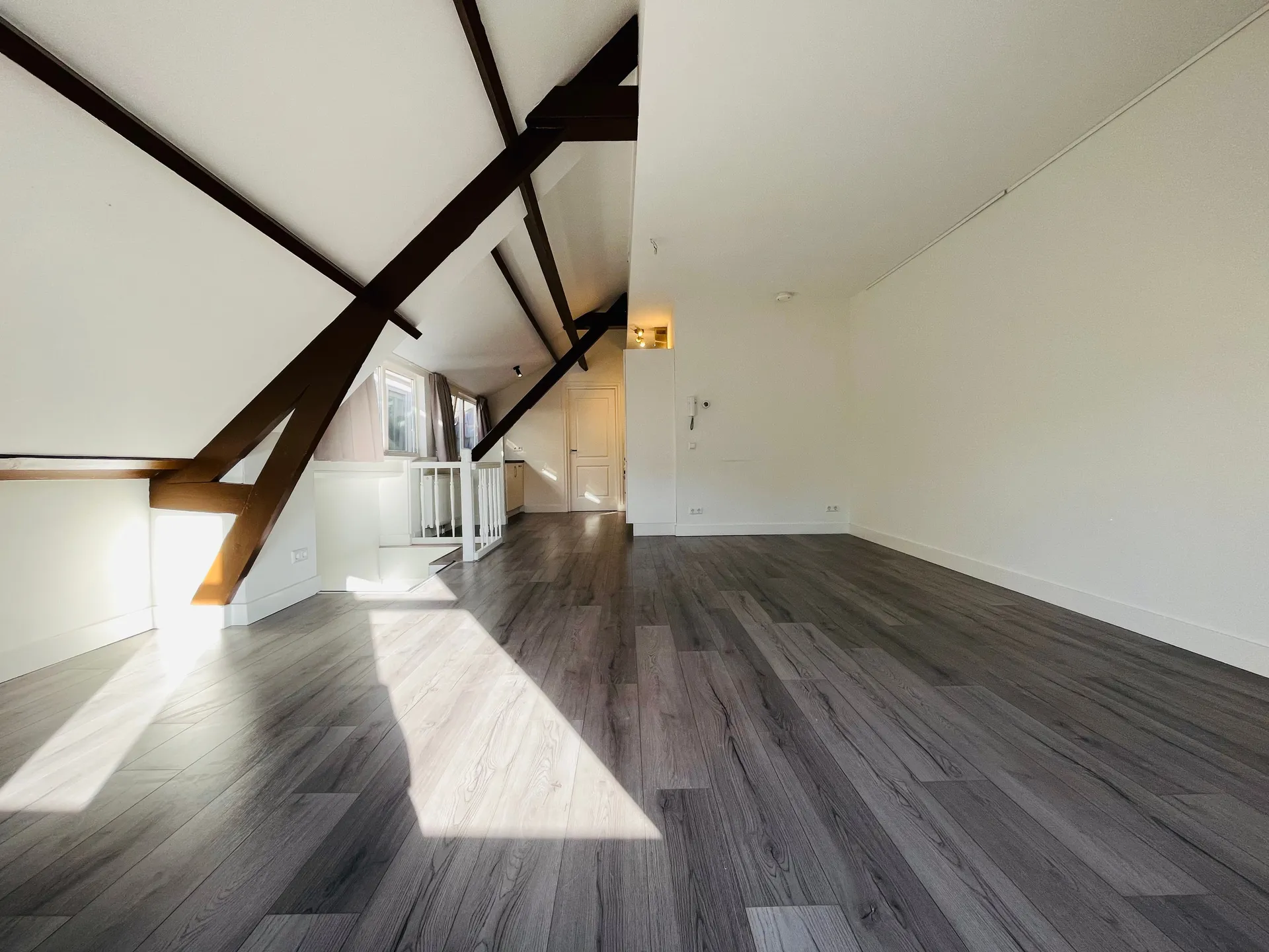 Foto #0 Appartement Vierambachtsstraat Rotterdam