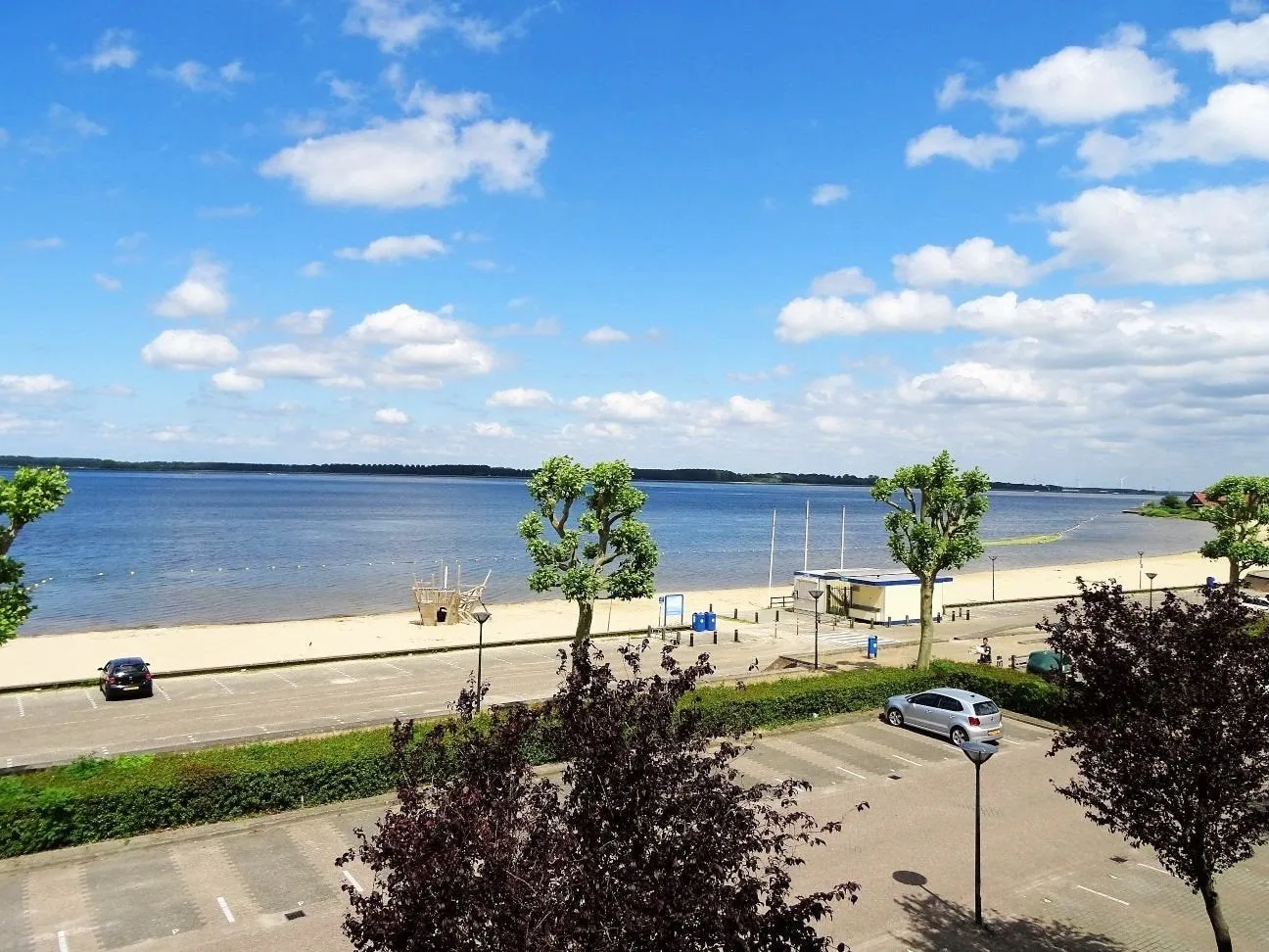 Foto #3 Appartement Zomerkade Huizen