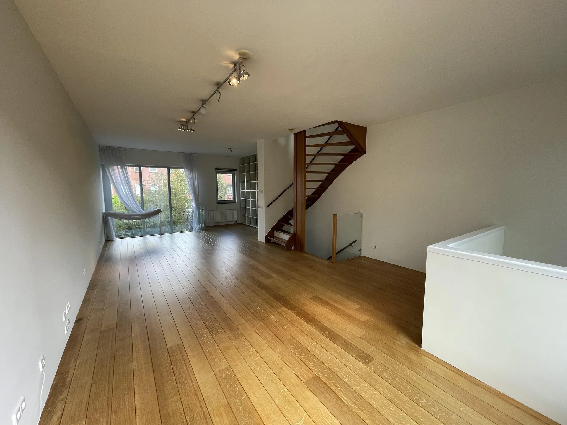 Foto #2 Huurwoning Amalia van Solmsstraat Den Haag