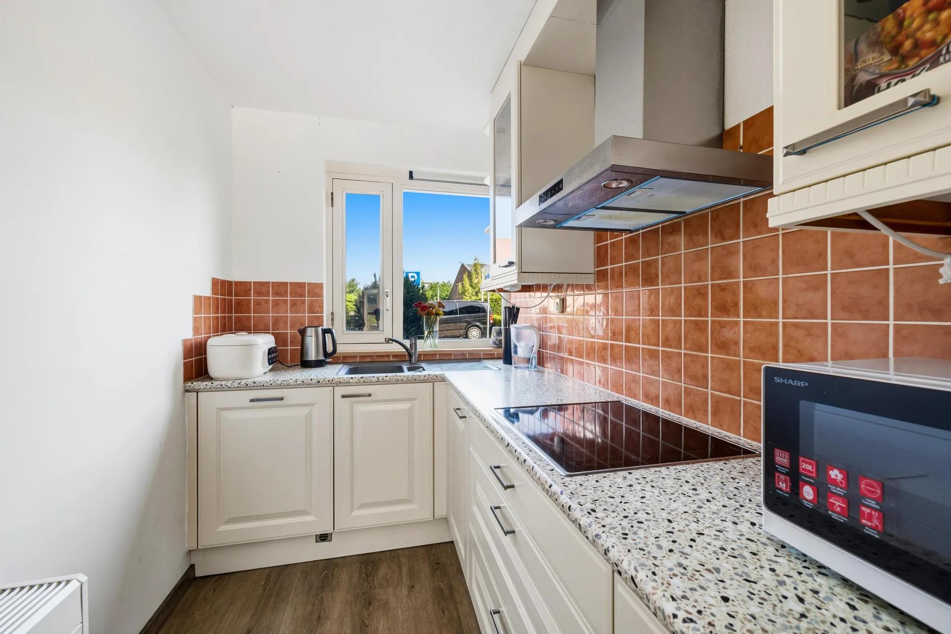 Foto #10 Huurwoning Oeverwallaan Den Haag
