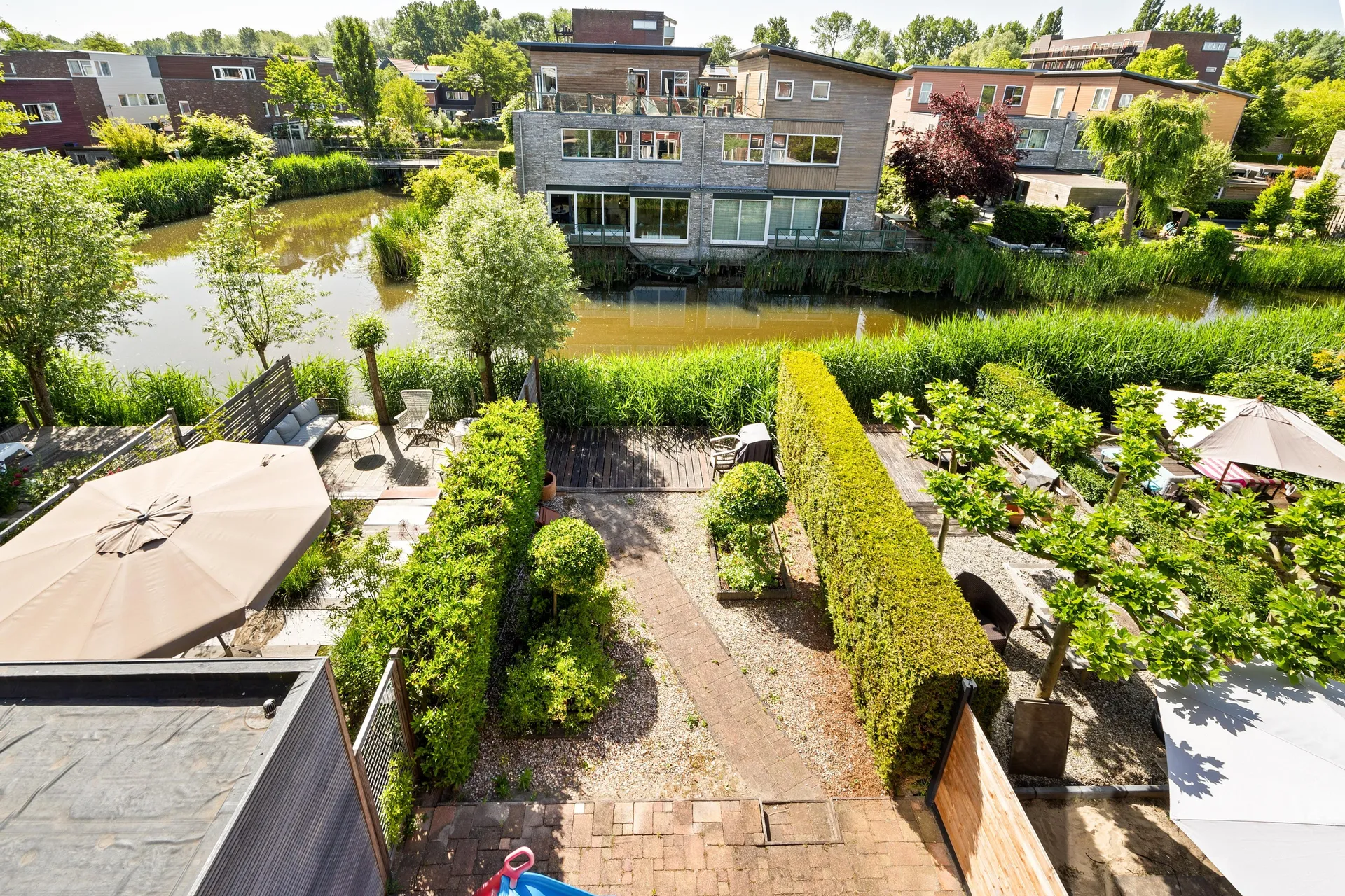 Foto #34 Huurwoning Oeverwallaan Den Haag