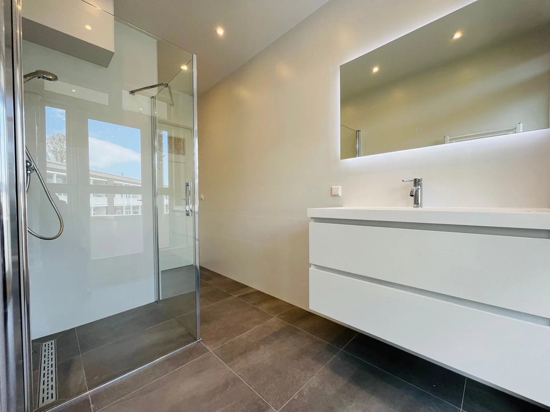 Foto #15 Appartement Veenendaalkade Den Haag