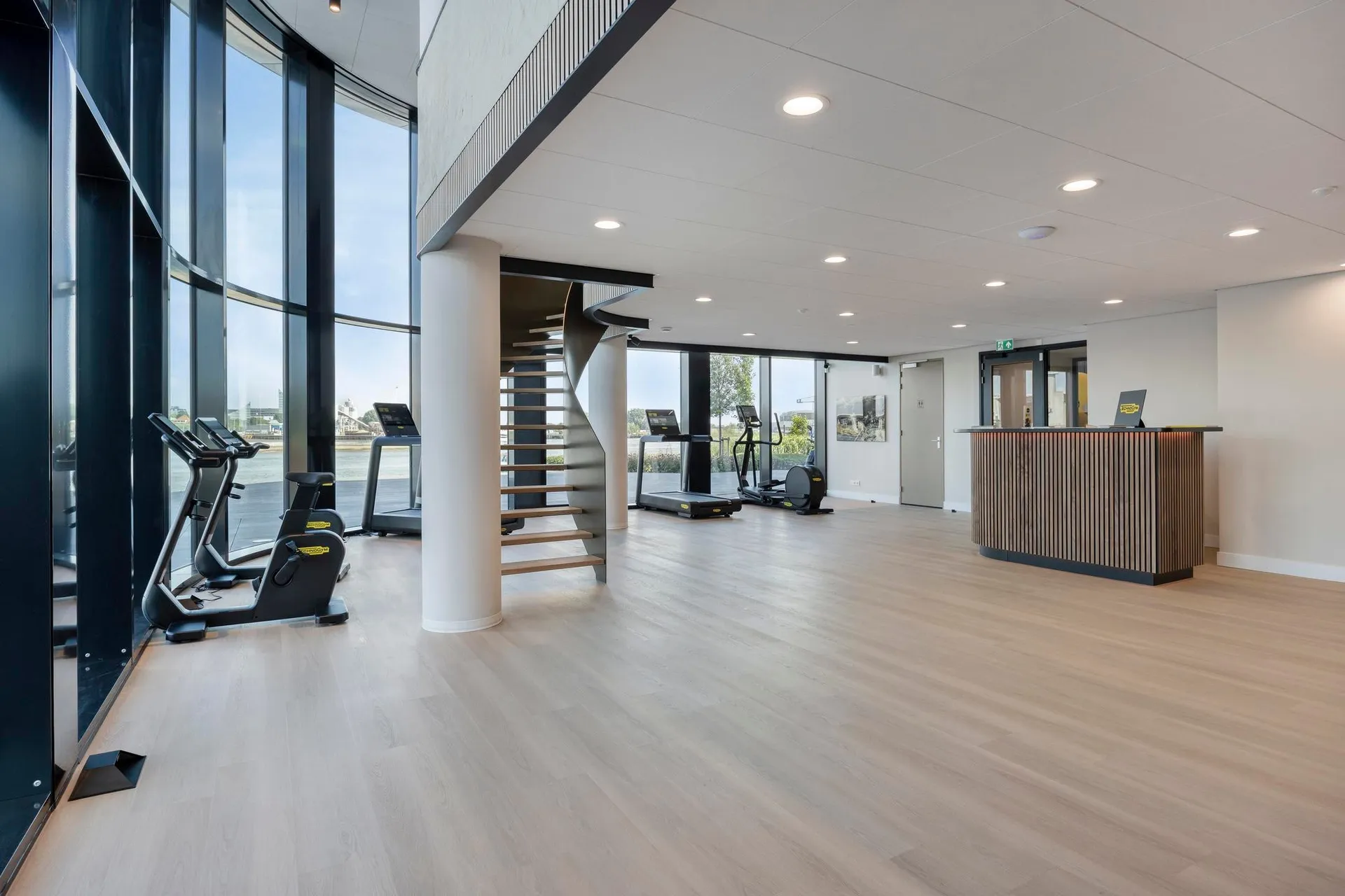 Foto #14 Appartement Pampuskade Rotterdam