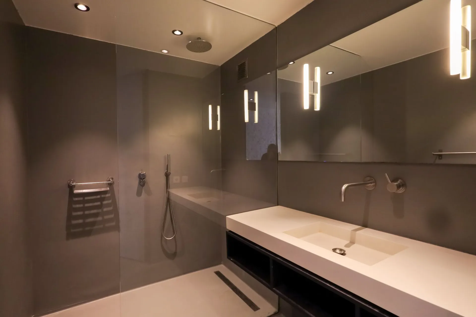 Foto #17 Appartement Warmoesstraat Amsterdam