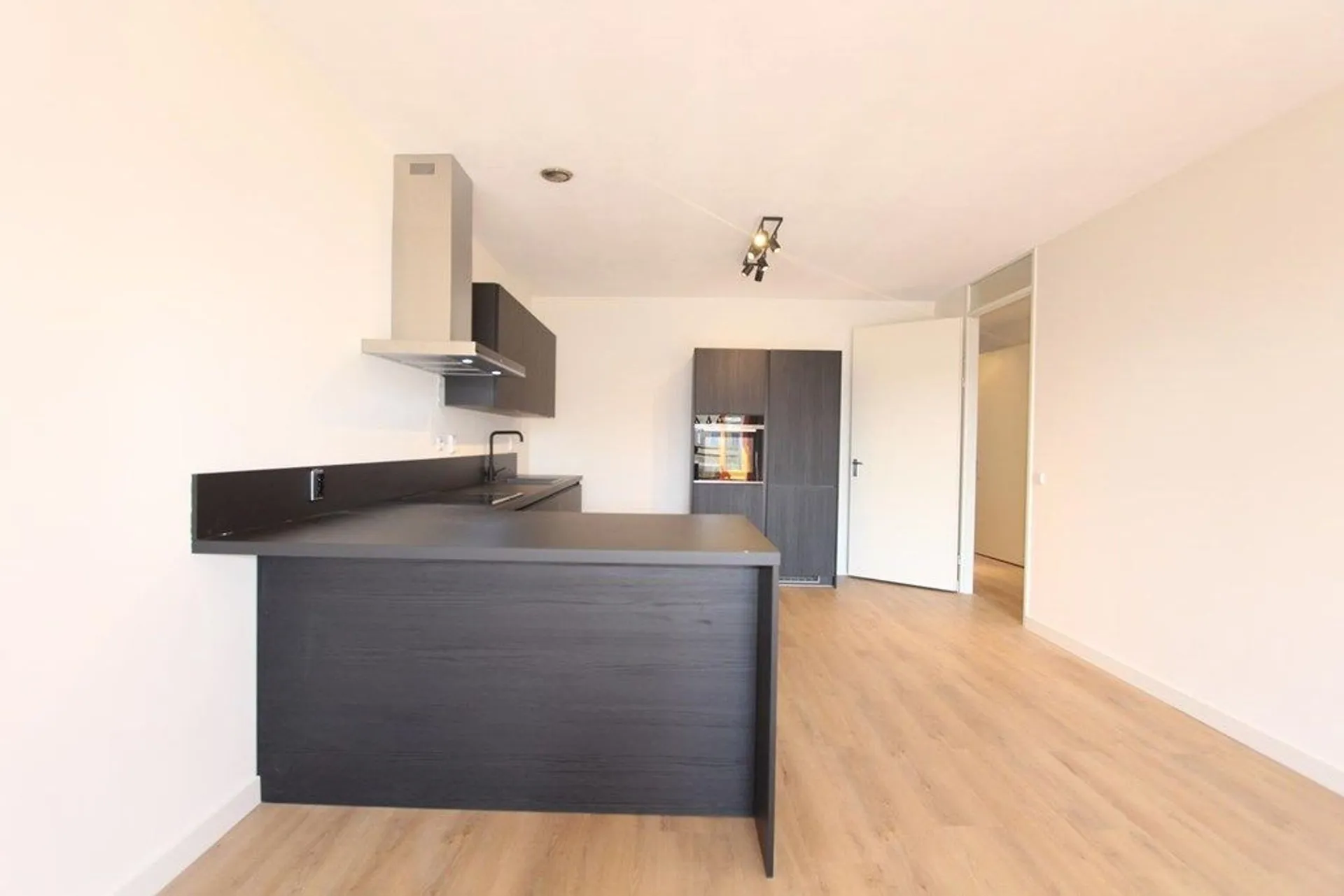 Foto #5 Appartement Leeuwendalersweg Amsterdam