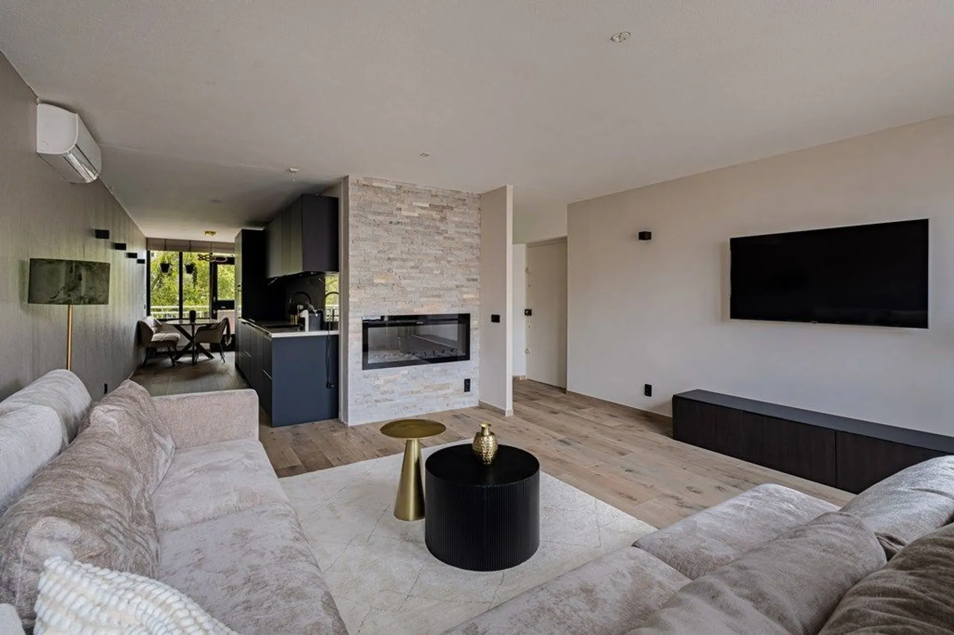 Foto #0 Appartement Barbusselaan Amsterdam
