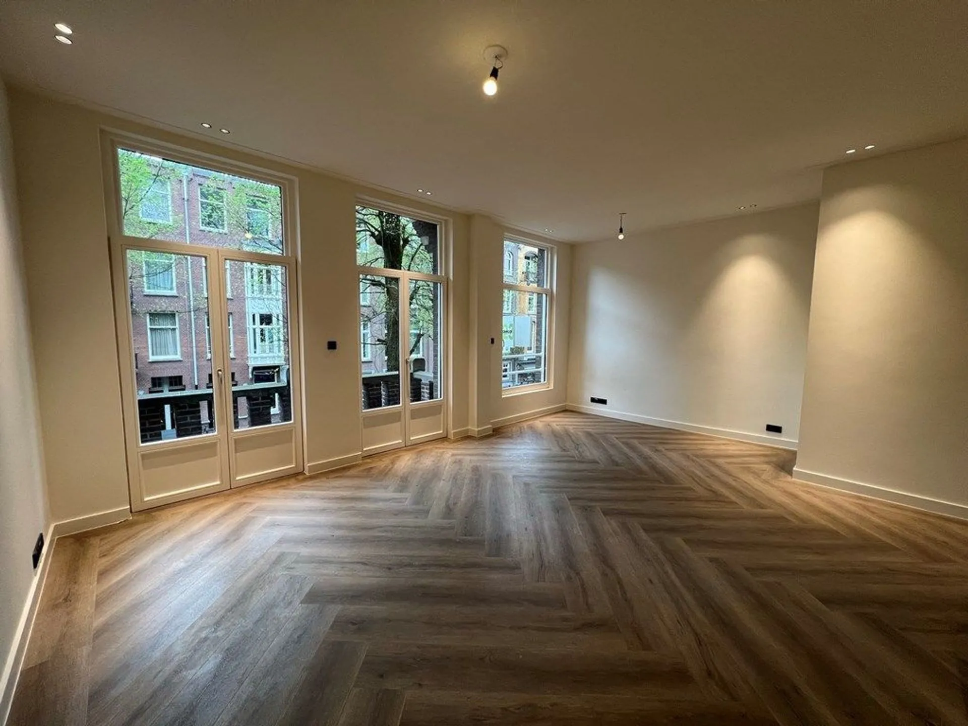 Foto #0 Appartement Johannes Verhulststraat Amsterdam