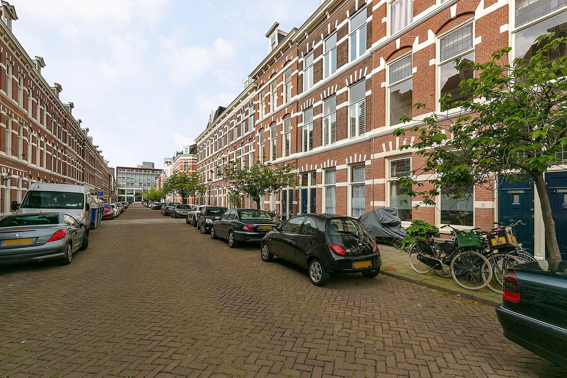 Foto #2 Huurwoning Rijklof van Goensstraat Den Haag