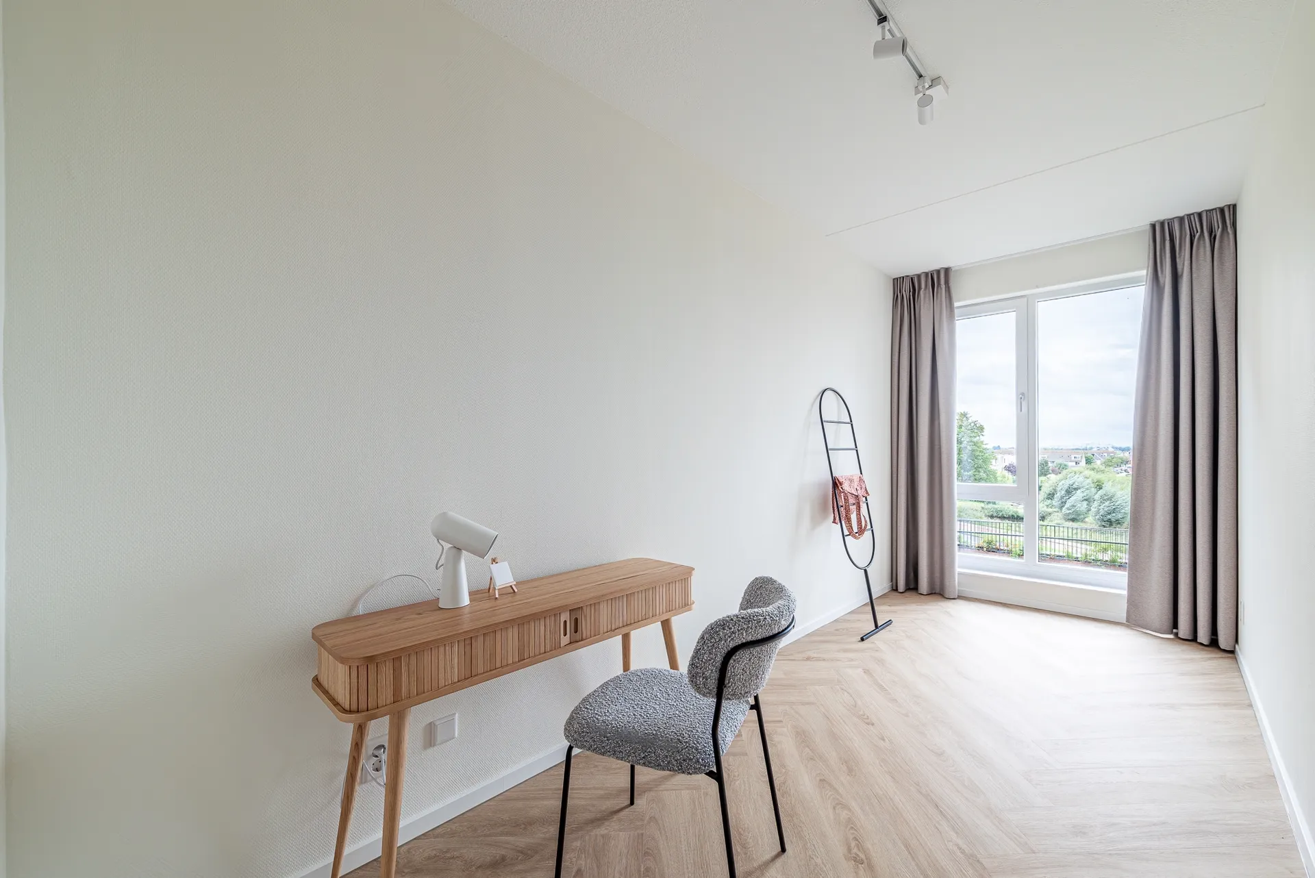 Foto #19 Appartement Mahoniehout Zaandam