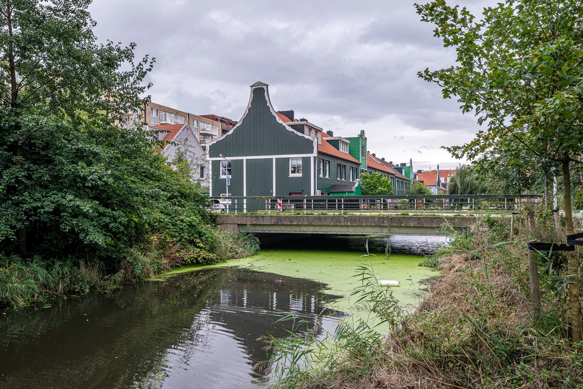 Foto #31 Appartement Mahoniehout Zaandam