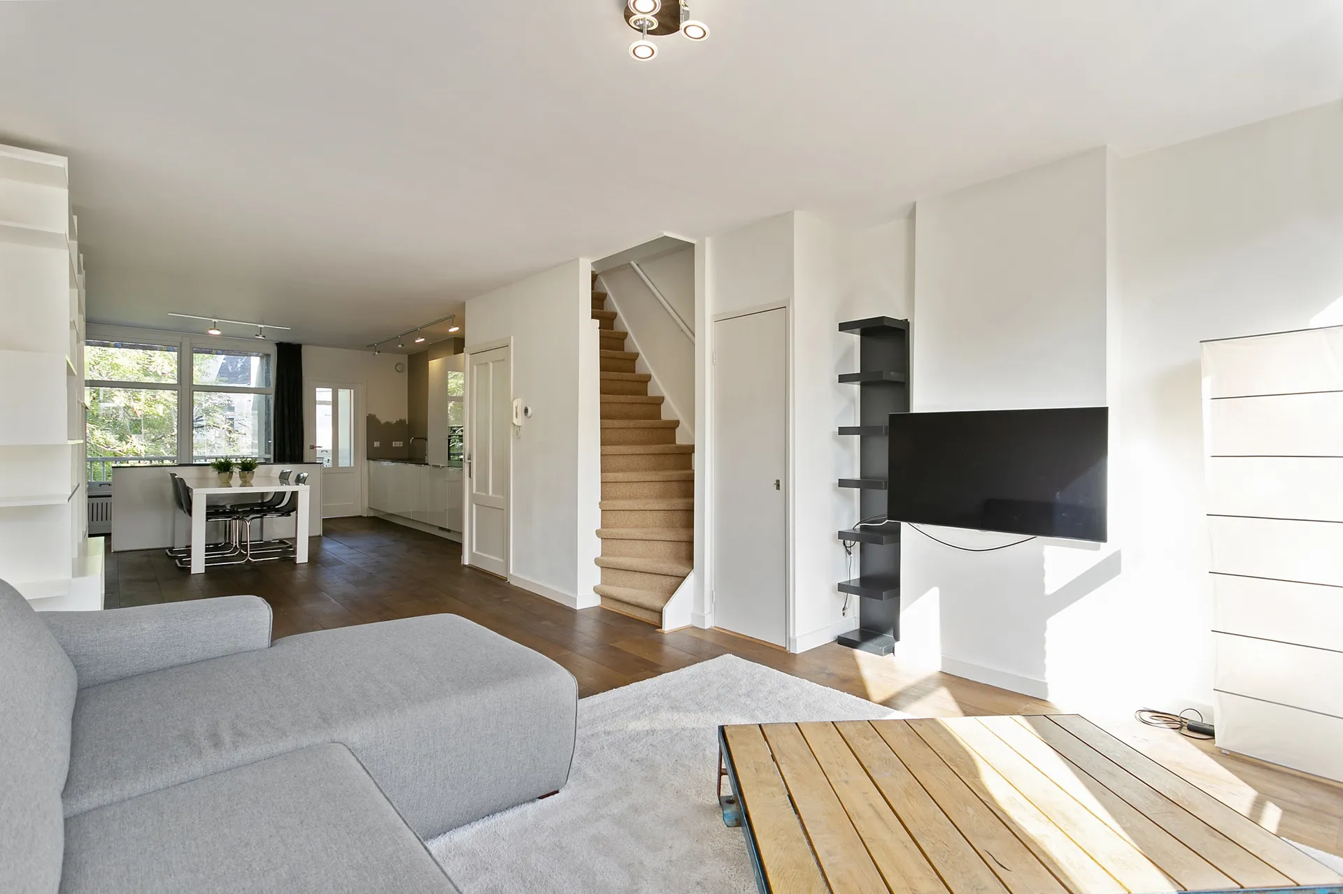 Foto #1 Appartement van Hogendorpstraat Amsterdam