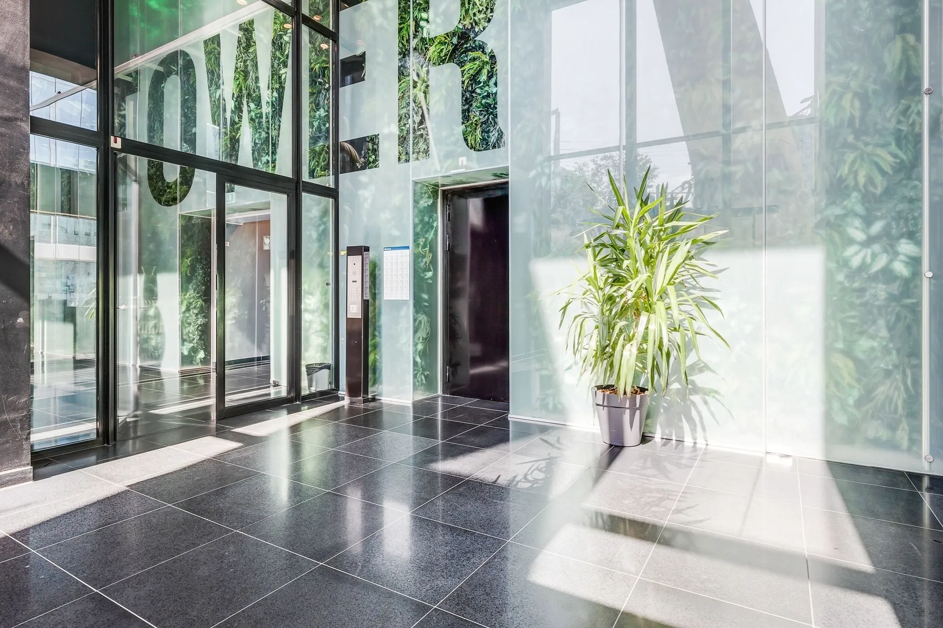 Foto #26 Appartement Anna van Buerenplein Den Haag