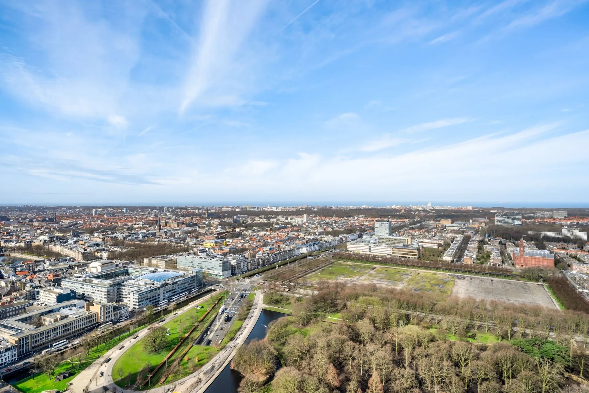 Foto #28 Appartement Anna van Buerenplein Den Haag