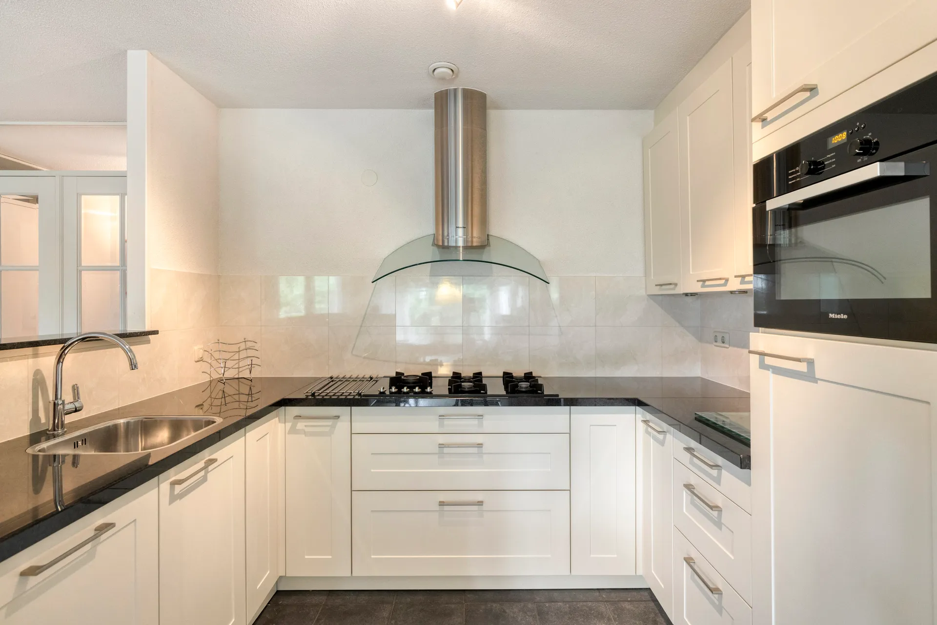Foto #13 Appartement Hoofdweg Nieuw-Vennep