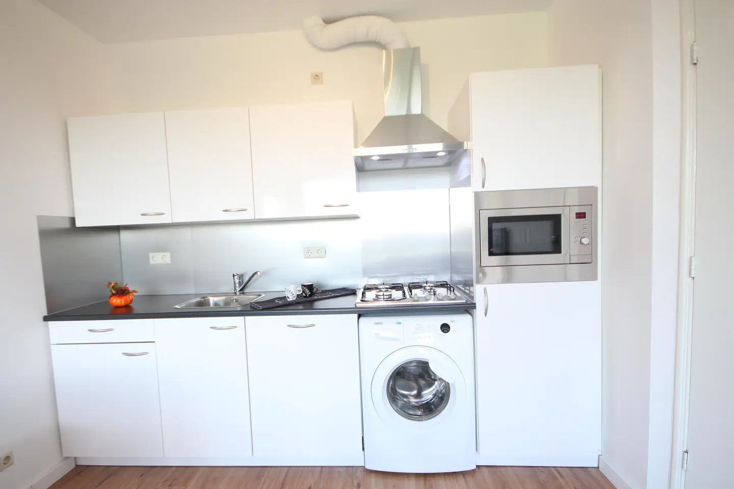 Foto #1 Appartement Parallelweg Den Haag