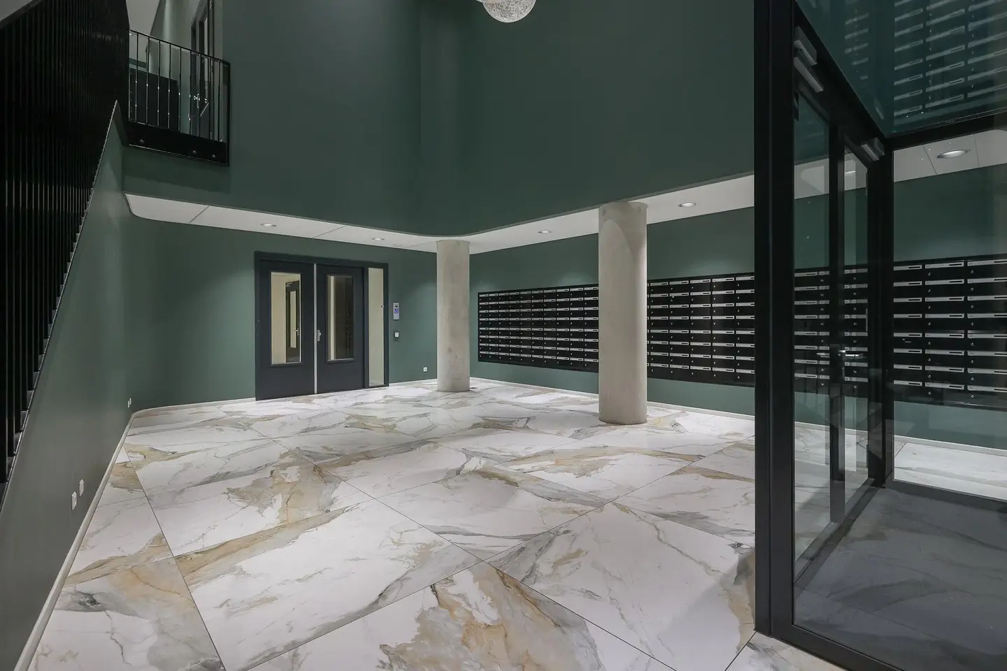 Foto #1 Appartement Bijlmerplein Amsterdam