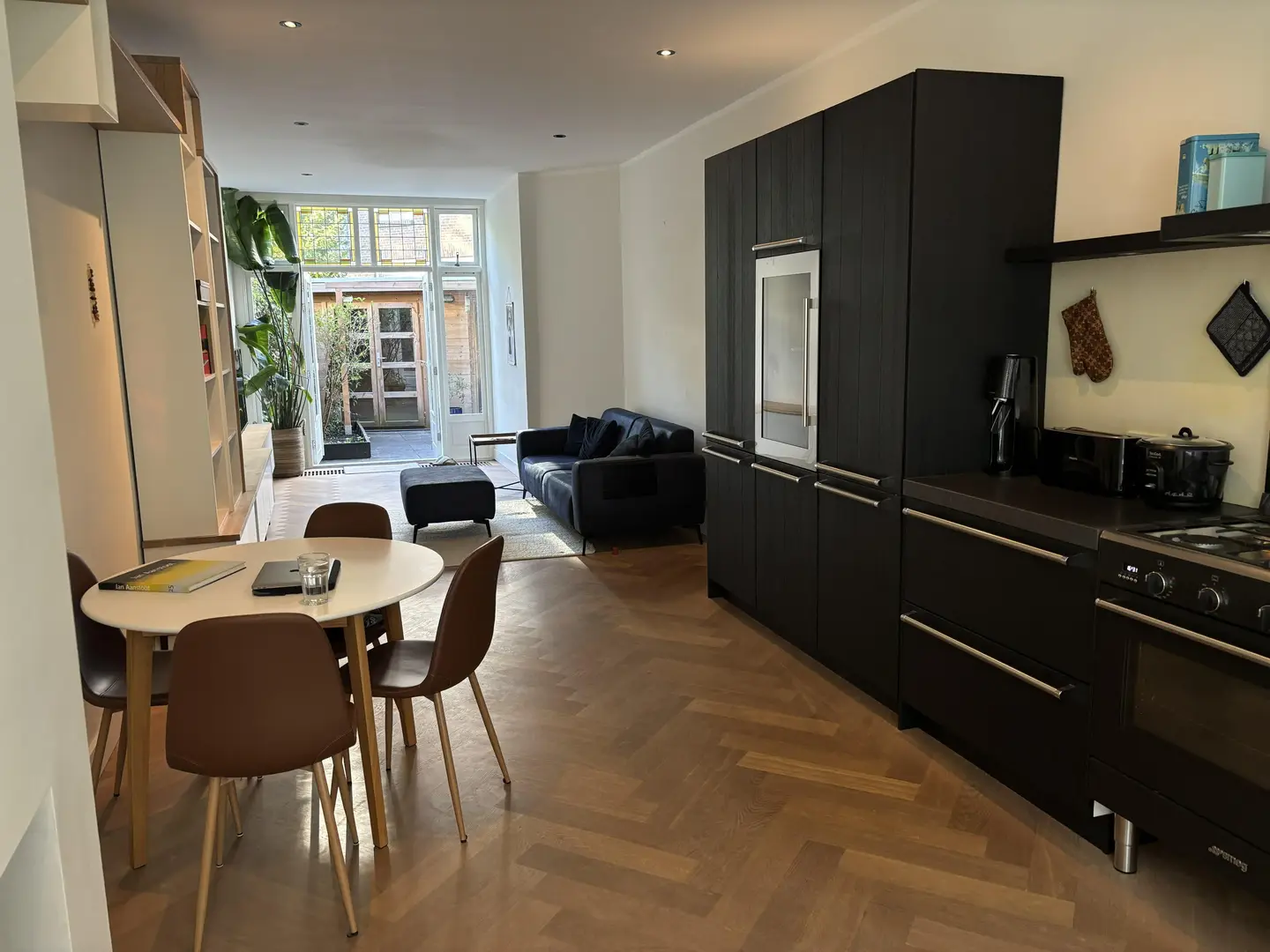 Foto #1 Appartement Elsstraat Den Haag