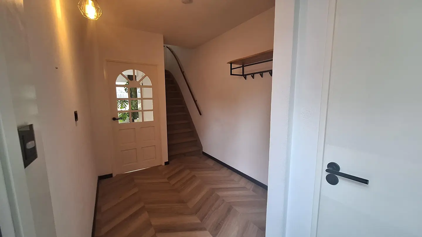 Foto #7 Huurwoning Noten-bogerd Hendrik-Ido-Ambacht