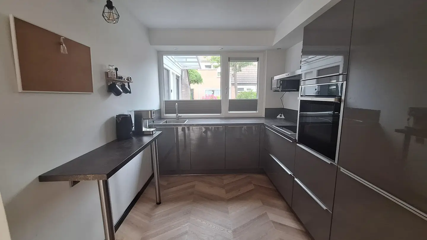 Foto #4 Huurwoning Noten-bogerd Hendrik-Ido-Ambacht
