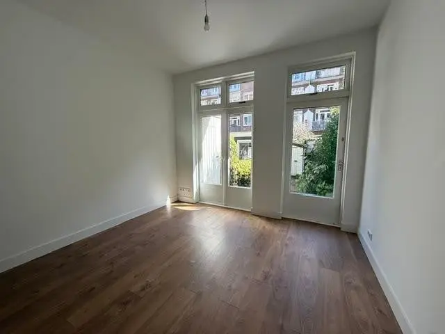 Foto #8 Appartement Haarlemmermeerstraat Amsterdam