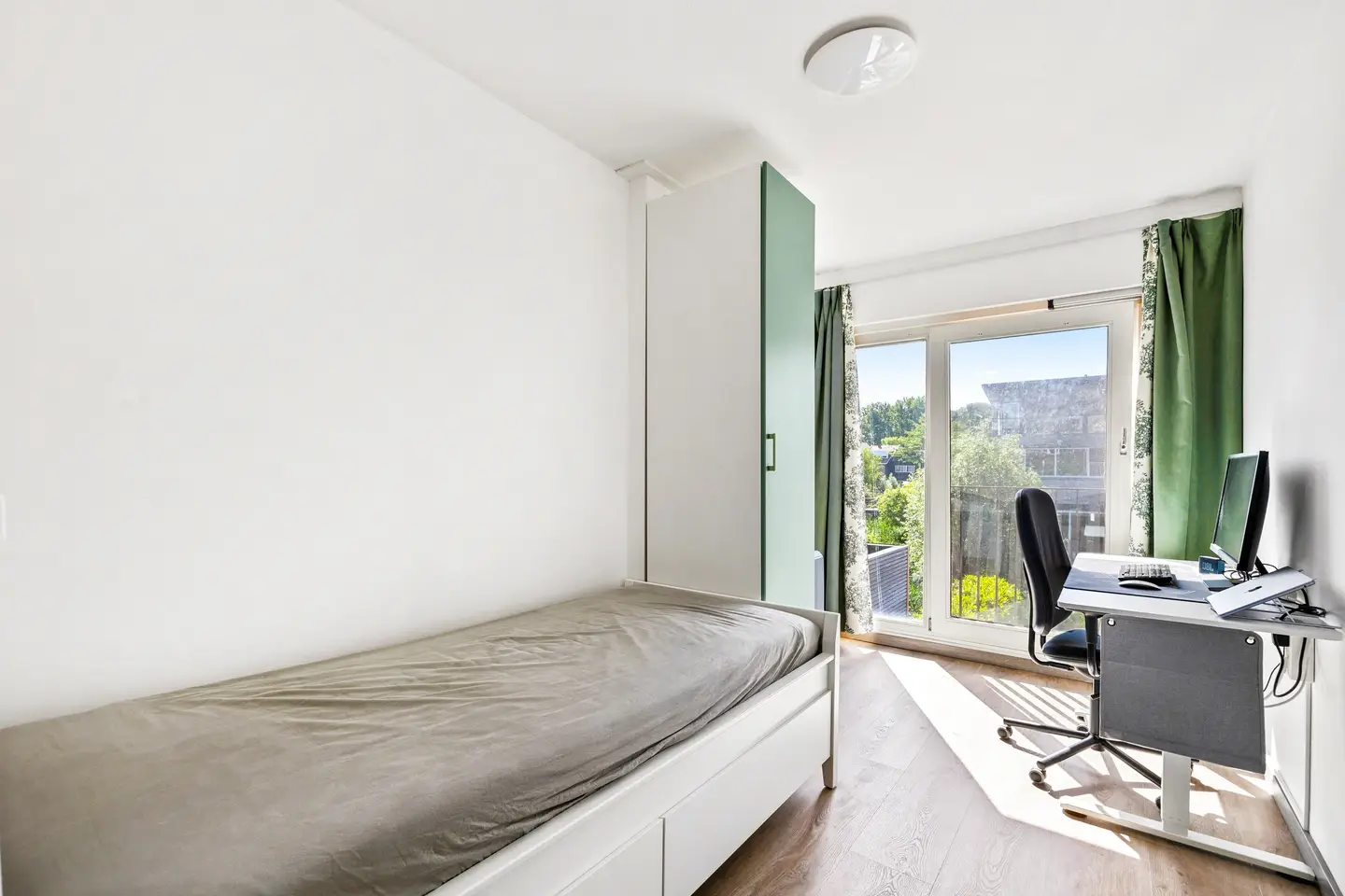 Foto #22 Huurwoning Oeverwallaan Den Haag