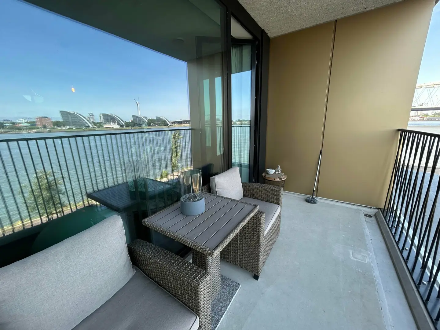 Foto #9 Appartement Pampuskade Rotterdam