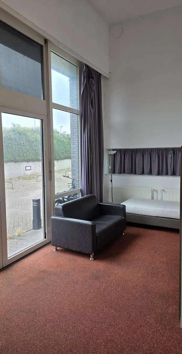 Foto #2 Kamer Duivendrechtsekade Amsterdam