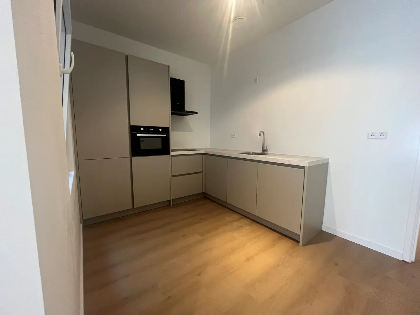 Foto #4 Appartement 's-Gravendijkwal Rotterdam