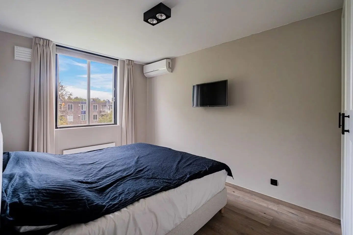 Foto #10 Appartement Barbusselaan Amsterdam