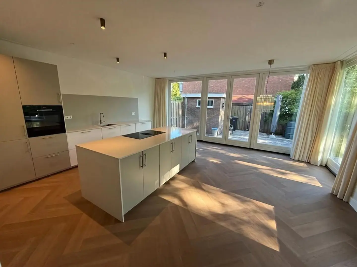 Foto #5 Huurwoning Burgemeester van Damstraat Duivendrecht