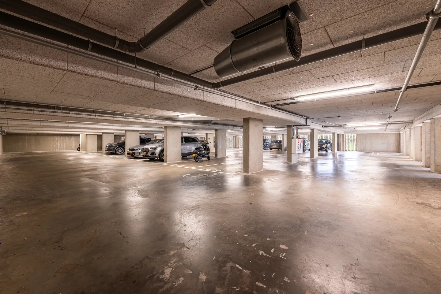 Foto #21 Appartement Mahoniehout Zaandam