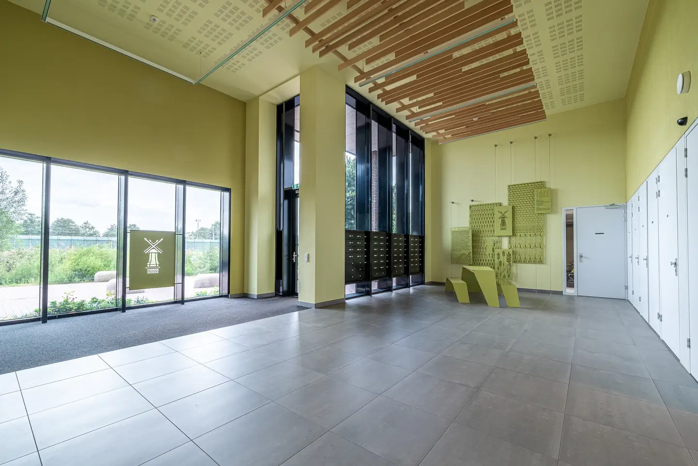 Foto #25 Appartement Mahoniehout Zaandam