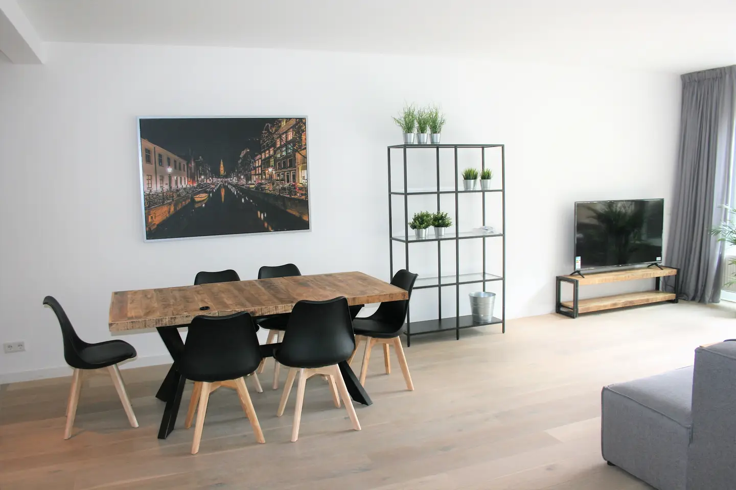 Foto #1 Appartement Hoofdweg Amsterdam