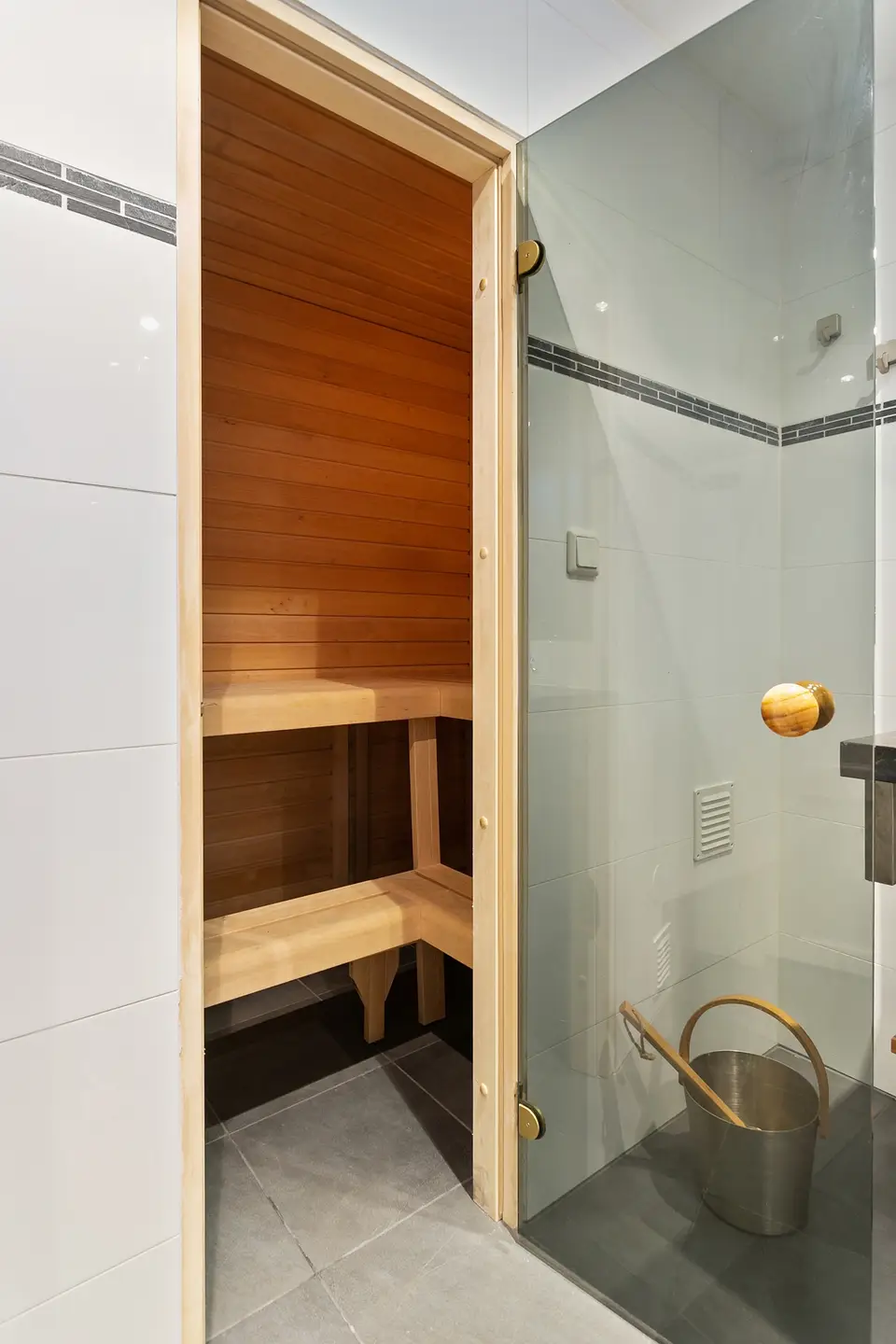 Foto #15 Appartement van Hogendorpstraat Amsterdam