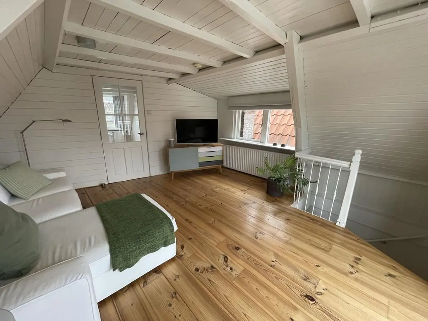 Foto #12 Huurwoning Achterom Delft