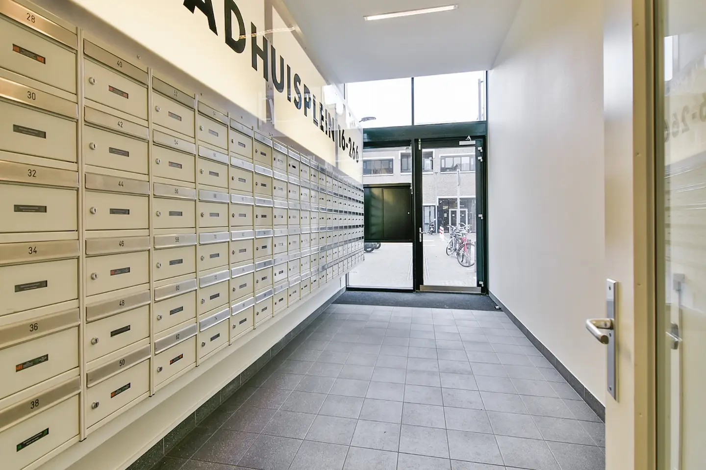 Foto #1 Appartement Raadhuisplein Hoofddorp