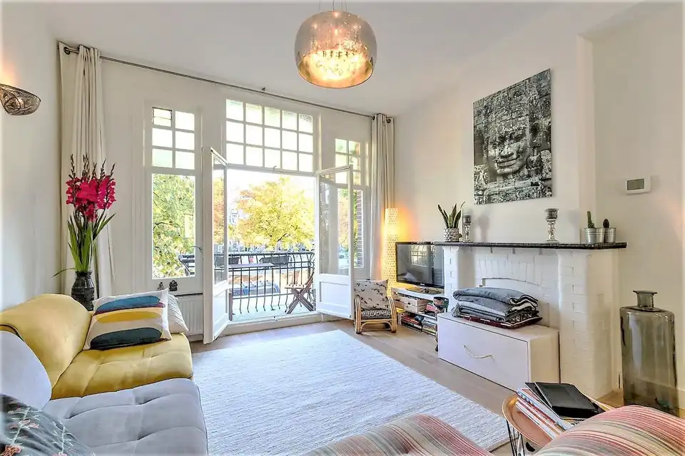 Foto #1 Appartement Steve Bikoplein Amsterdam