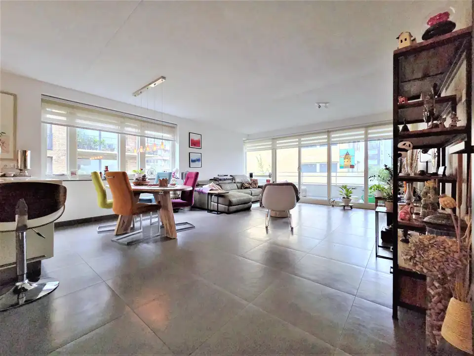 Foto #2 Appartement Spadinalaan Amsterdam