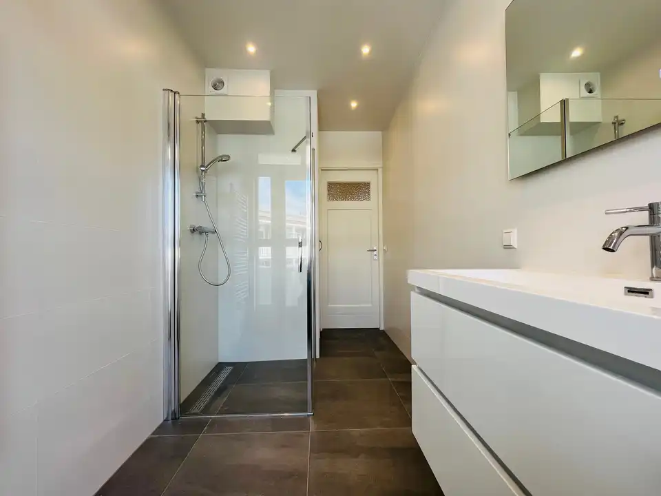 Foto #12 Appartement Veenendaalkade Den Haag