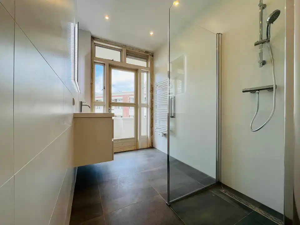 Foto #11 Appartement Veenendaalkade Den Haag
